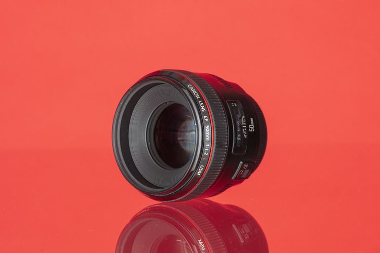 بررسی لنز ۵۰mm فیکس کنون با f/1.2 + کاربرد