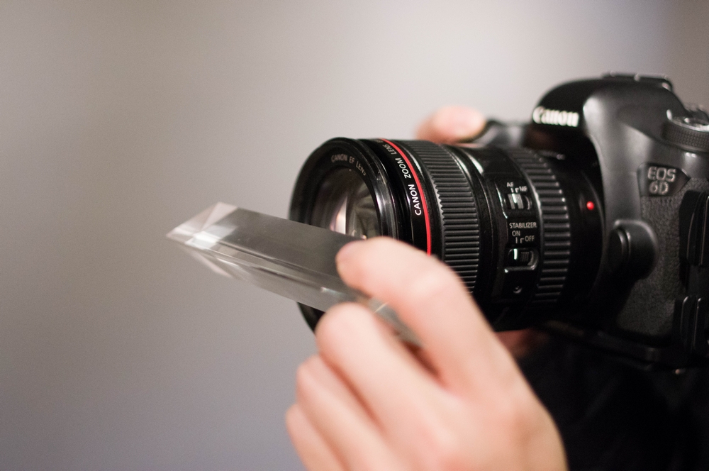 لنز پریزماتیک یا Prism Lenses چیست؟