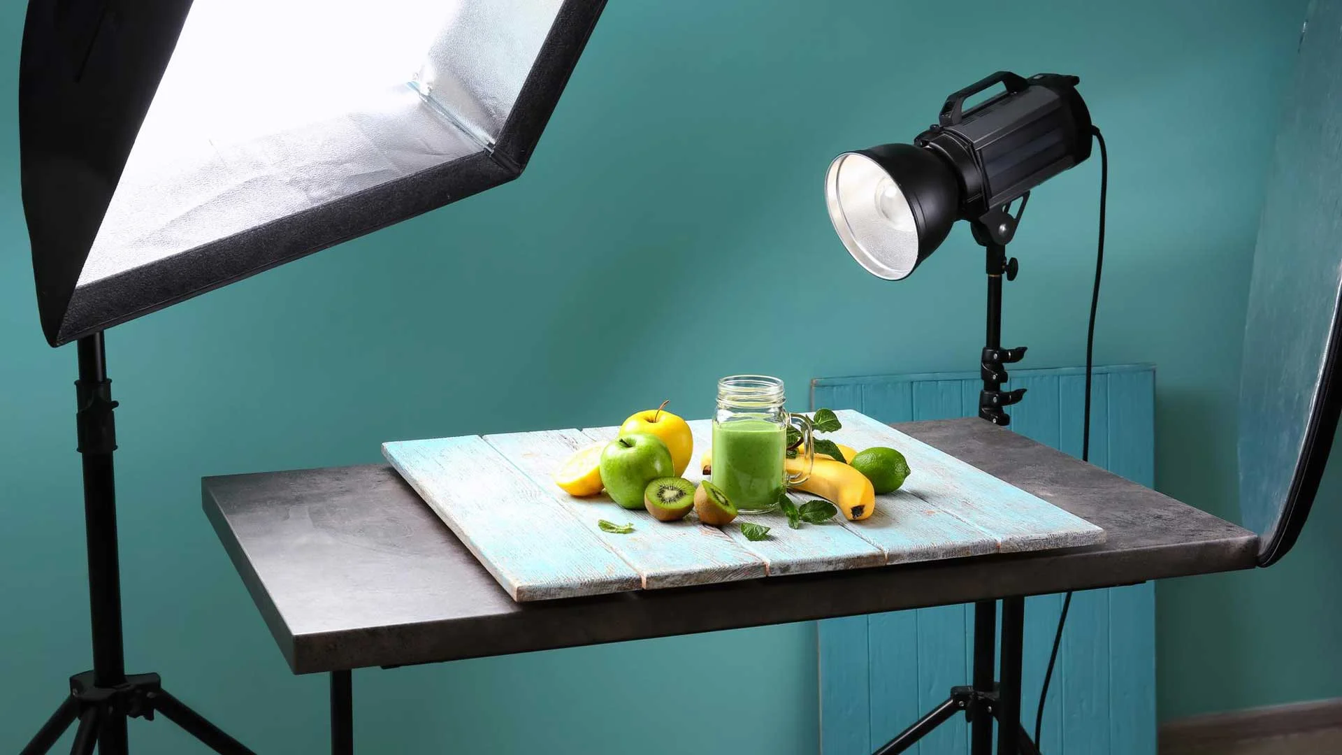 چراغ ها و نورپردازی های لازم برای عکاسی تبلیغاتی