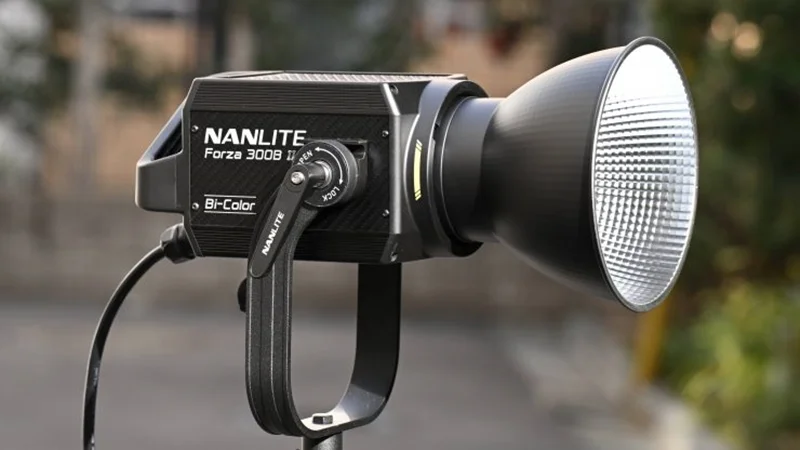 نور ثابت Nanlite FS-300B | ویدیو لایت ۳۰۰